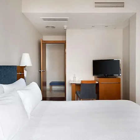 Hotel Nh Castellón Mindoro 4*