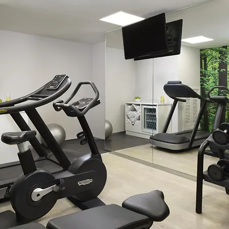 Nh Castellon Mindoro Hotell 4*