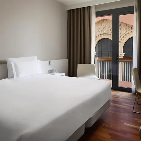 Nh Castellon Mindoro Hotell