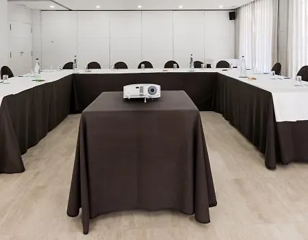 Hotell Nh Castellon Mindoro 4*