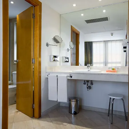 Nh Castellón Mindoro 4*